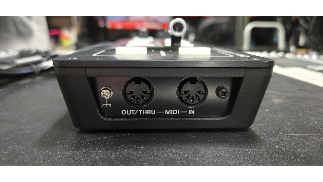 Roland V-1HD Portable 4 x HDMI Input Switcher (Open Box)